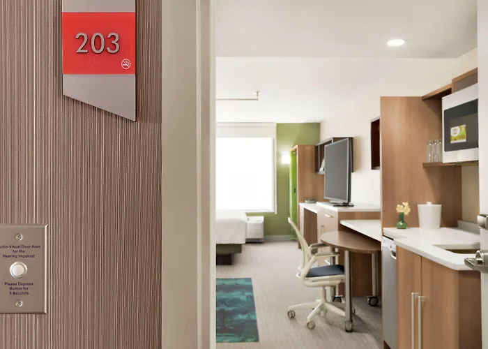 Hotel Home2 By Hilton Salt River 3*
