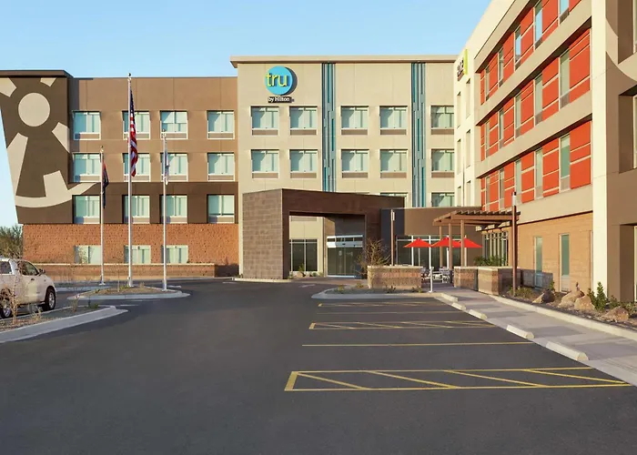 Home2 By Hilton Salt River 3*
