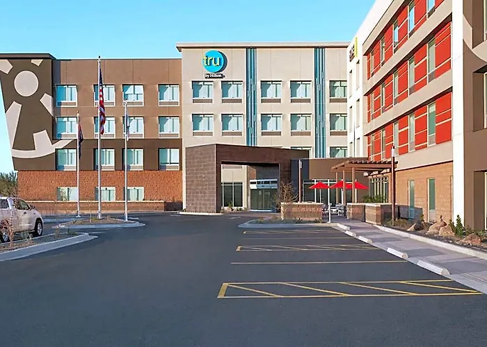 Home2 By Hilton Salt River 3*