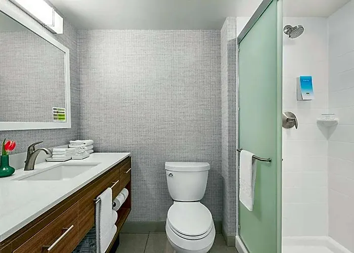 Home2 By Hilton Salt River 3*